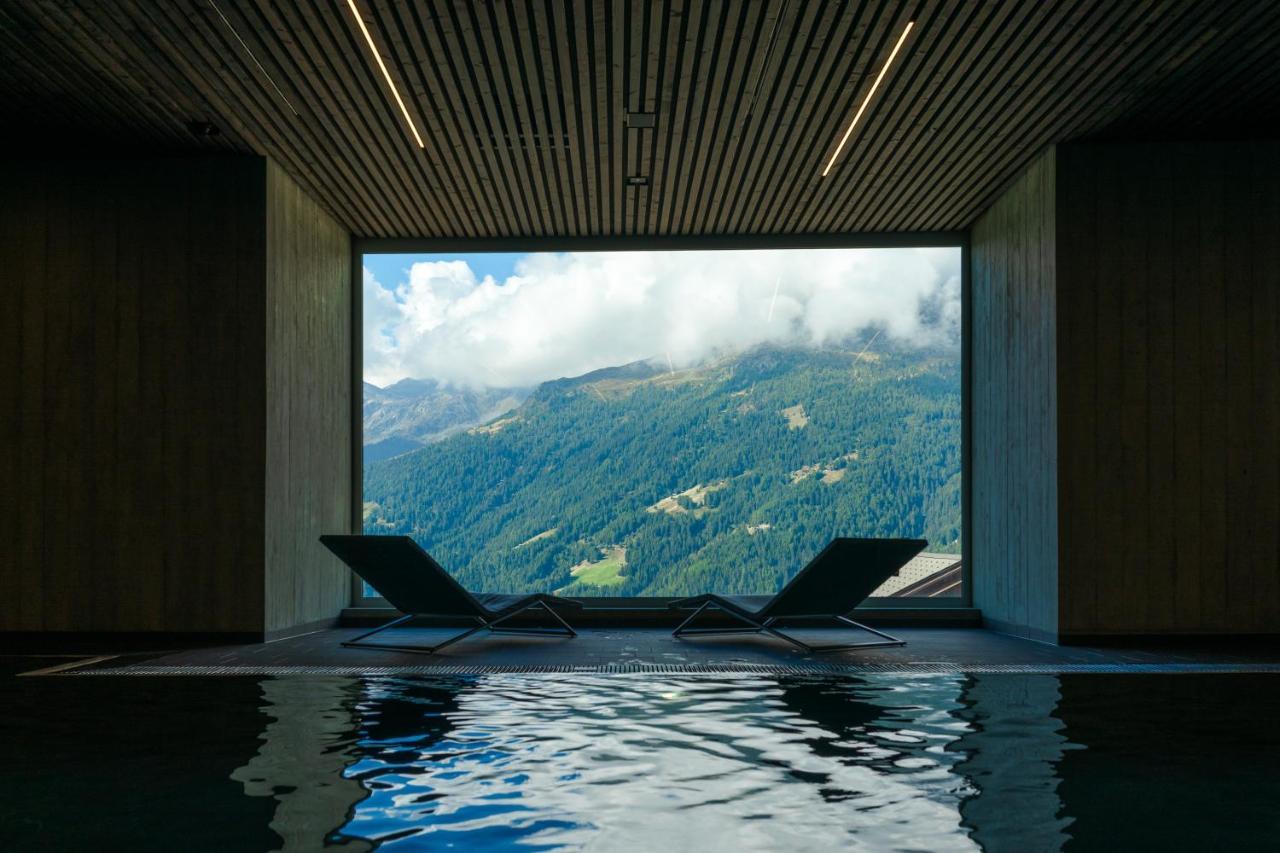 Grand Hotel Du Cervin - Auberge De Jeunesse Et Spa Сен-Люк Экстерьер фото